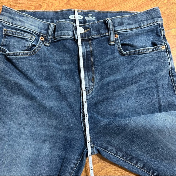 Old Navy Karate Slim Built in Flex Max Distressed Denim Jeans Kids size 18 - Picture 7 of 10